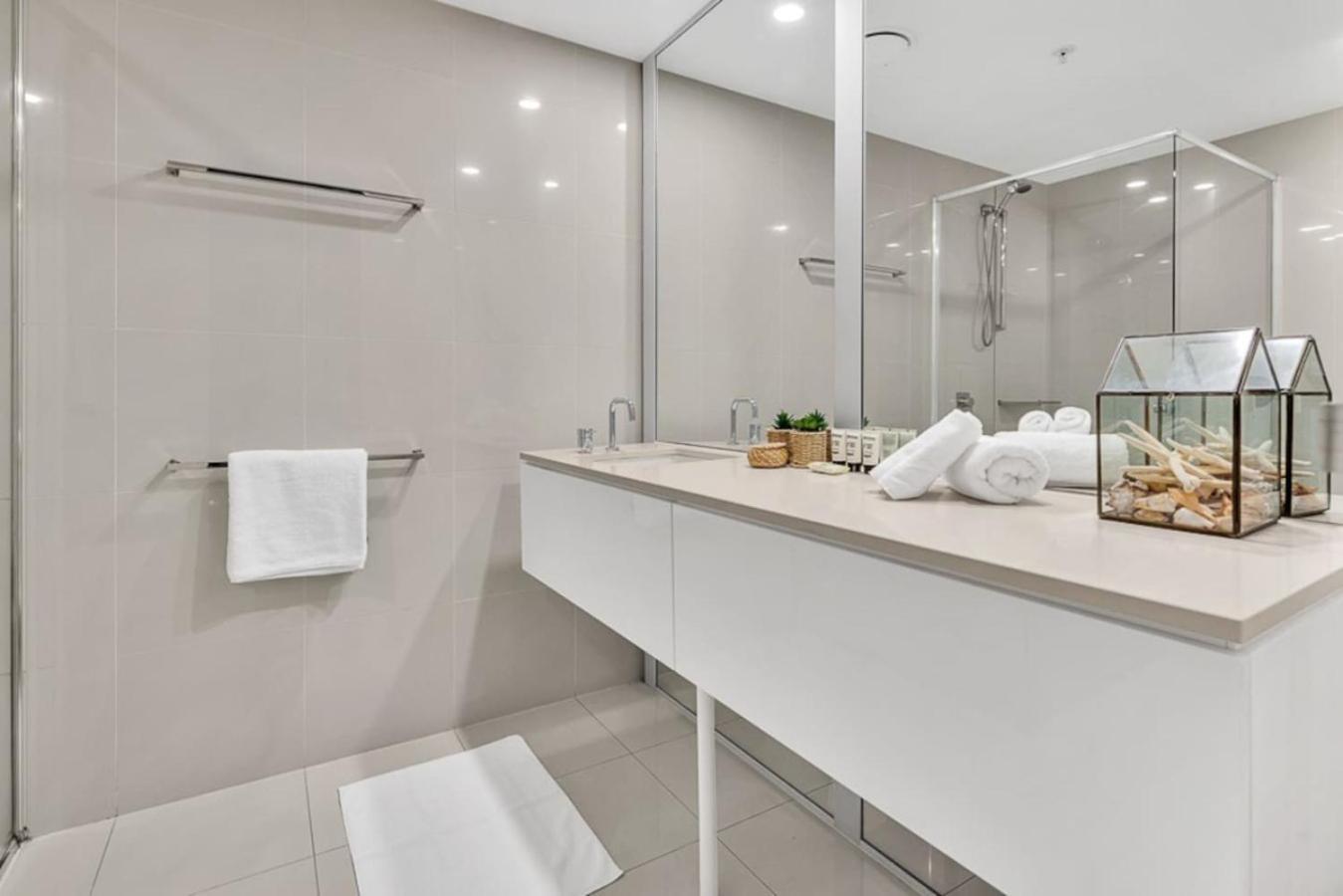 Apartment Skyline On - Stunning Views -38th Floor