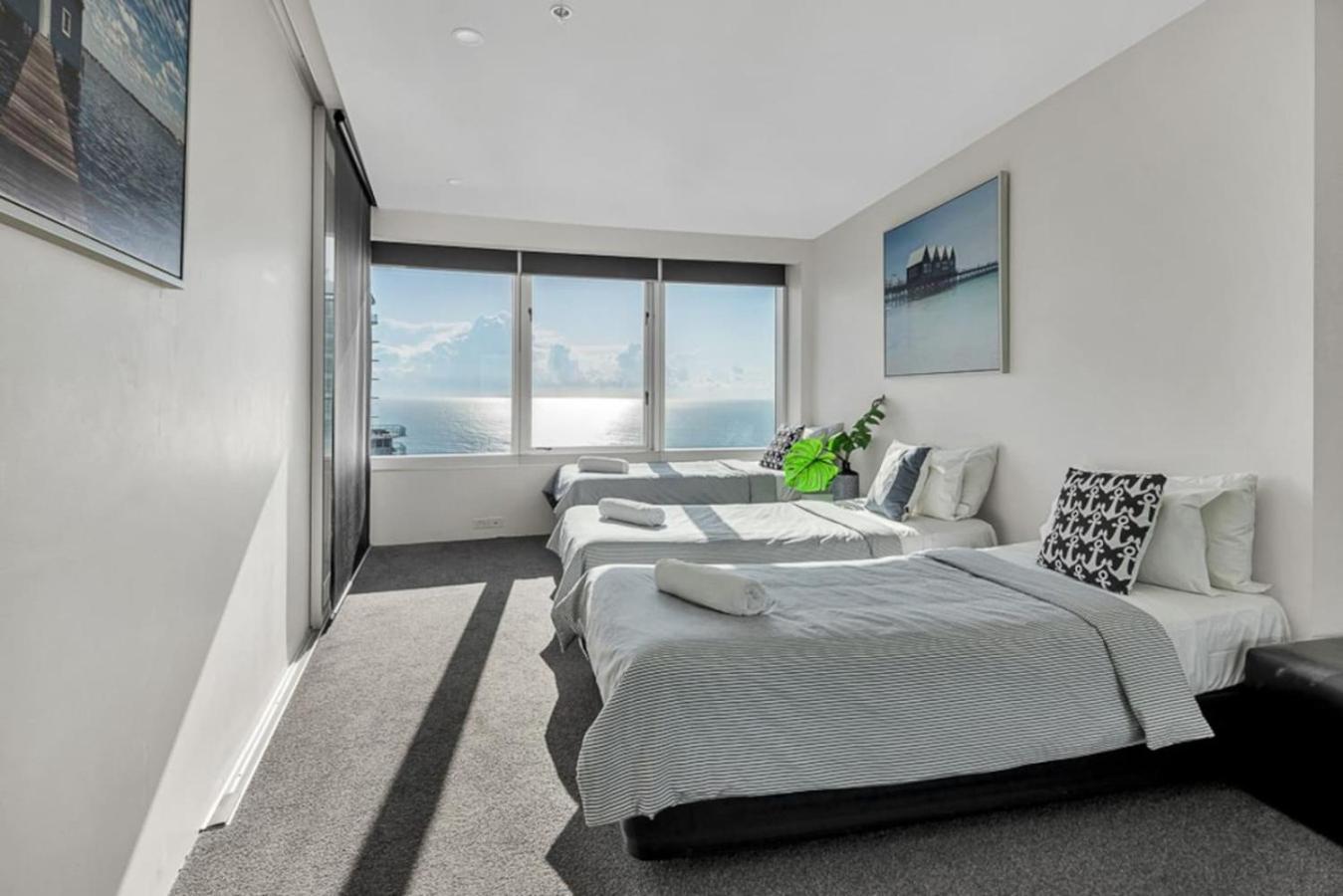 Skyline On - Stunning Views -38th Floor *