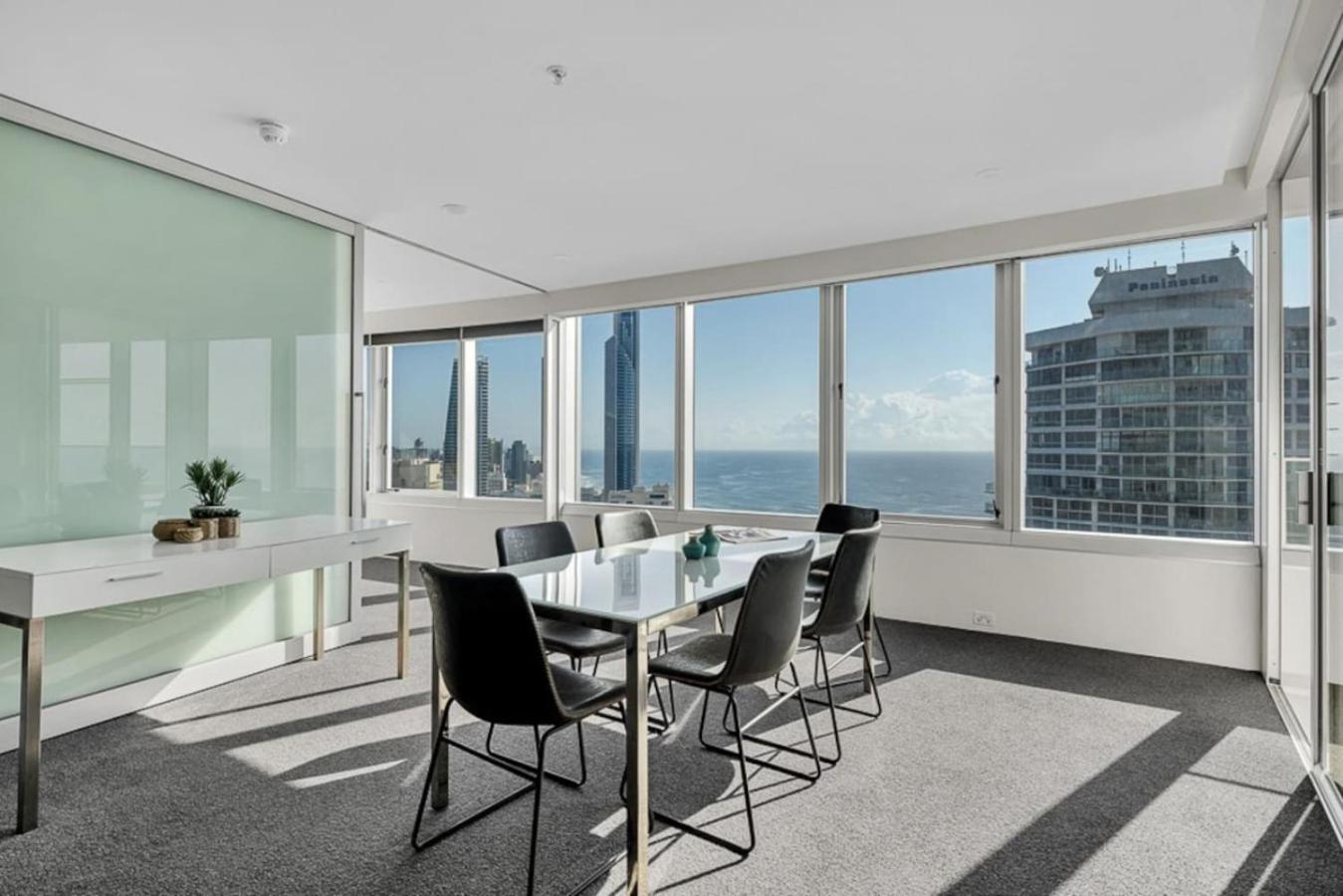 Skyline On - Stunning Views -38th Floor Gold Coast